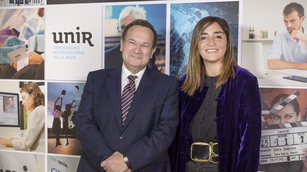 Firma de convenio con UNIR