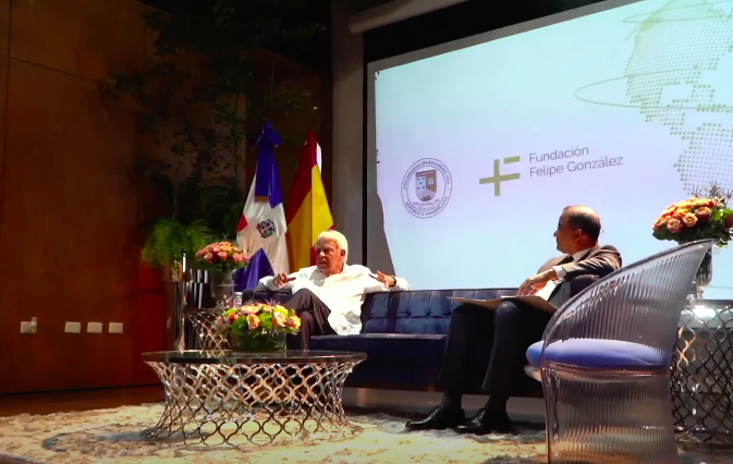 Retos de la democracia y la gobernanza en un mundo global